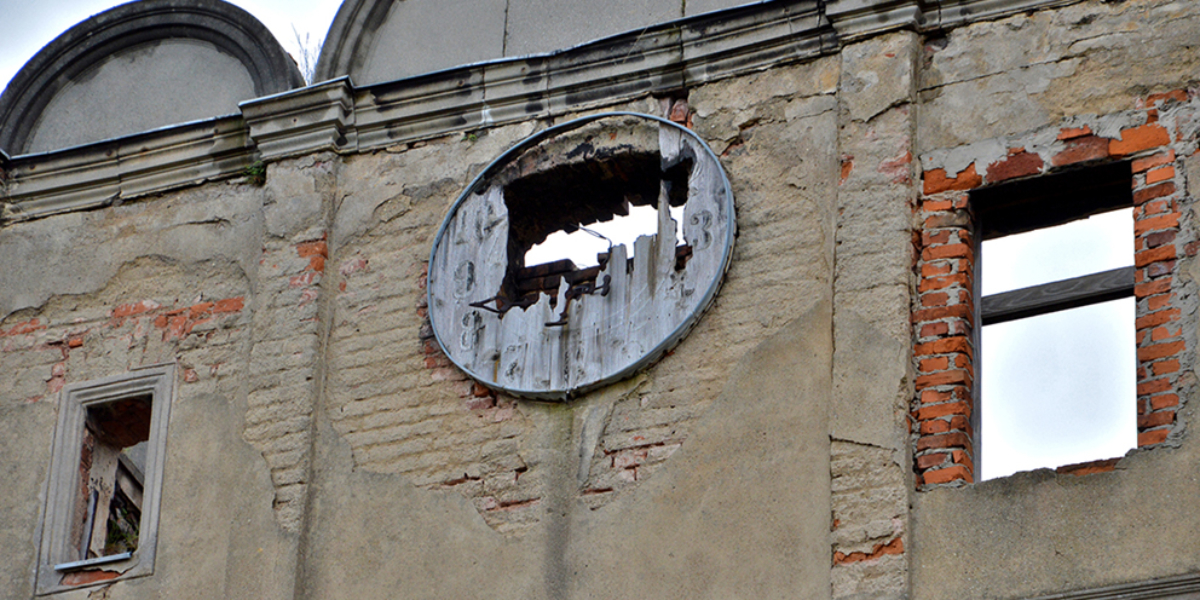 Ruiny pałacu, Ratno Dolne. 2013 r.