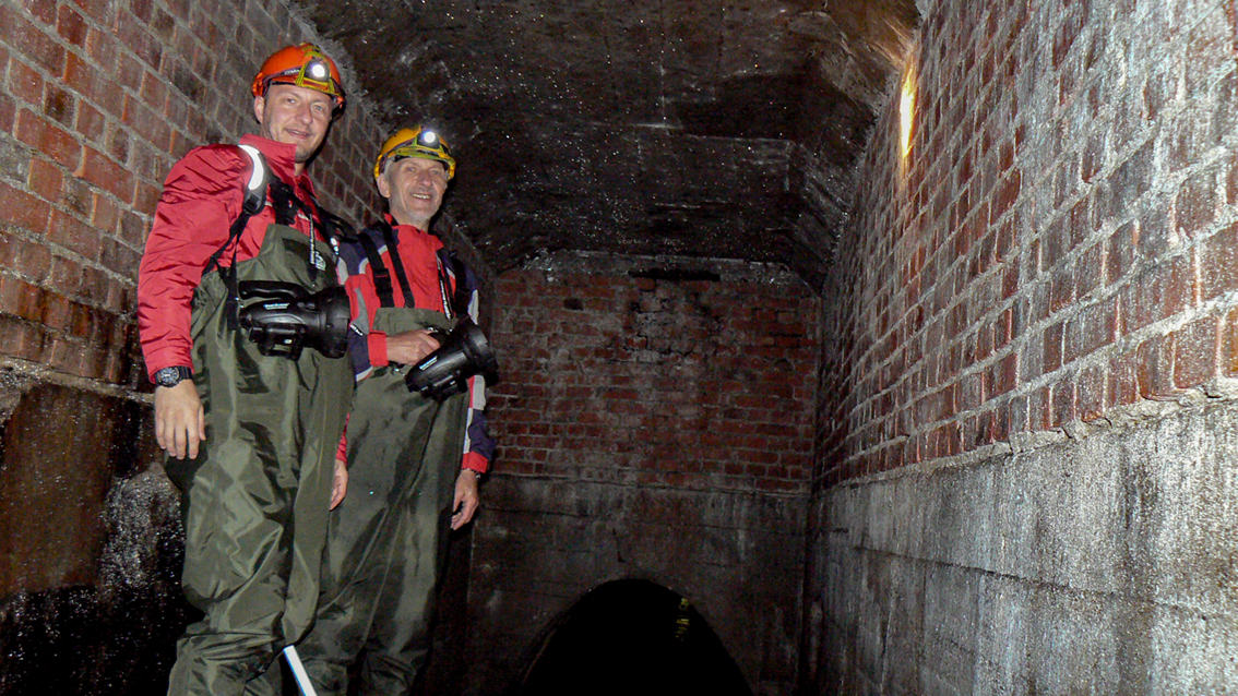 Tunel odwadniający pod placem kopalni Wacław (niem. Wenceslaus), Ludwikowice Kłodzkie. 2011 r.